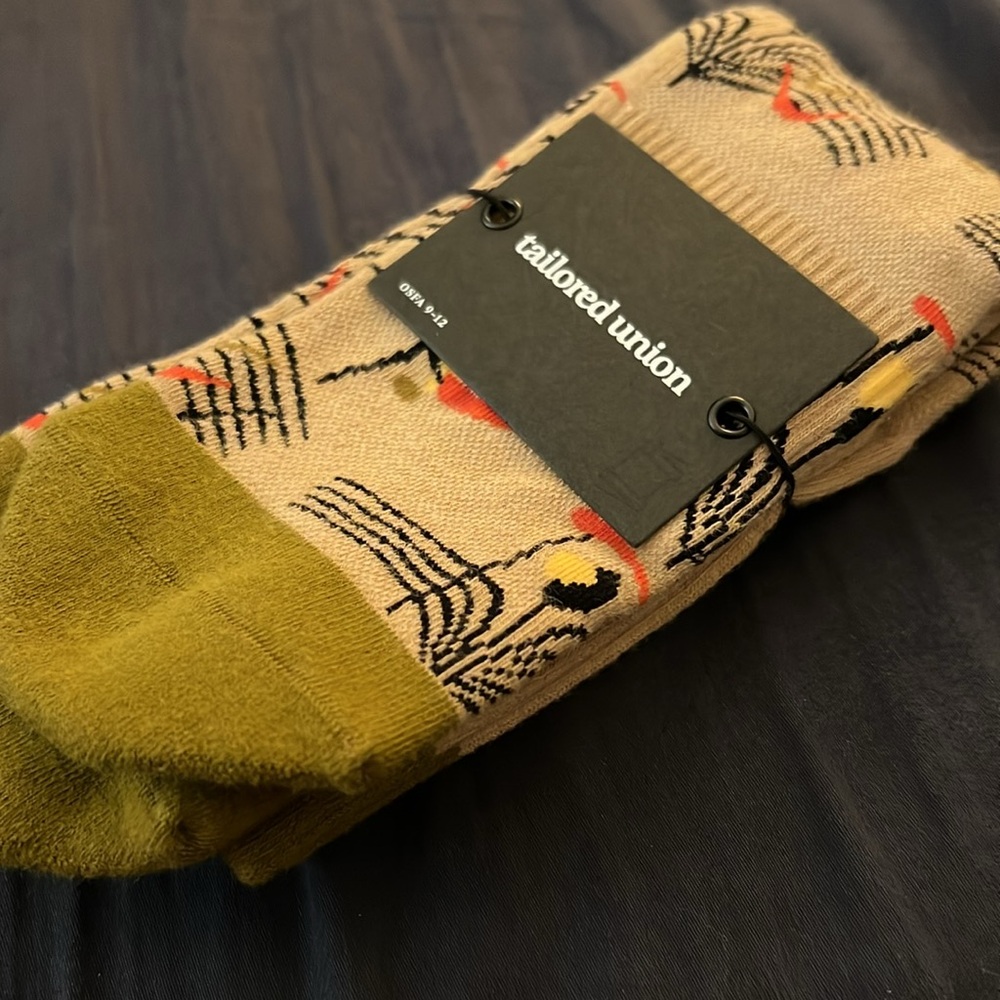 Tailored Union, Olive, Mid Century Modern Style Socks, Size 9-11, NWT